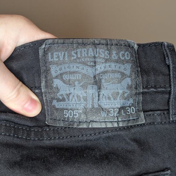 Levi's 505 Men's Classic Black Thick Denim Jeans Size 32W 30L - Picture 3 of 6